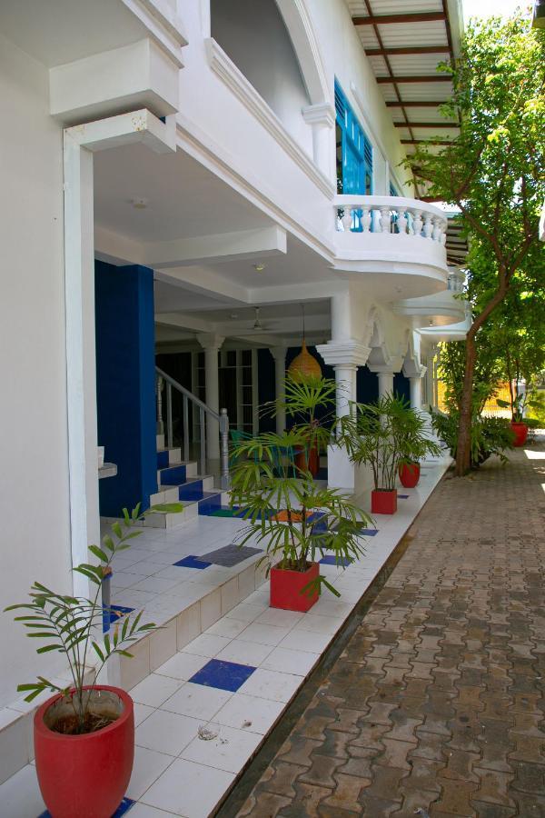 Alma Beach Hotel เวลิกามา ภายนอก รูปภาพ