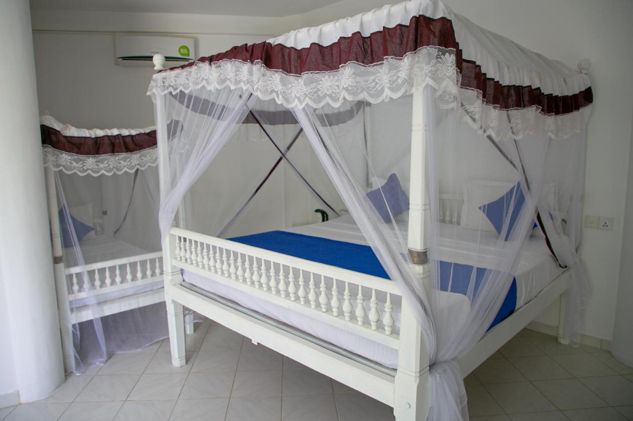 Alma Beach Hotel เวลิกามา ภายนอก รูปภาพ