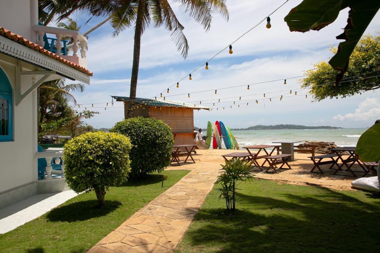 Alma Beach Hotel เวลิกามา ภายนอก รูปภาพ