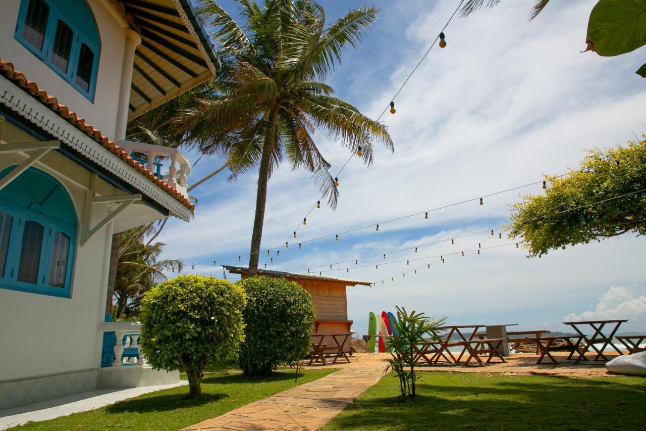 Alma Beach Hotel เวลิกามา ภายนอก รูปภาพ